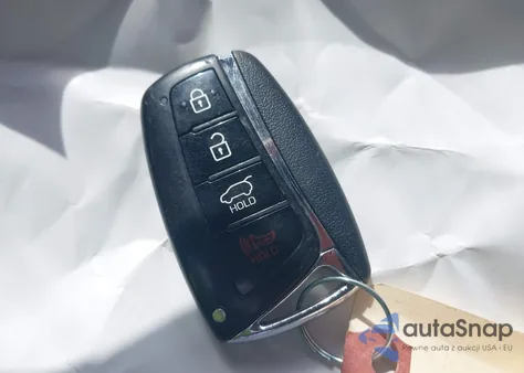 2018 Hyundai Santa Fe Sport 2.4L из США, поврежденный, VIN 5NMZUDLB6JH078395